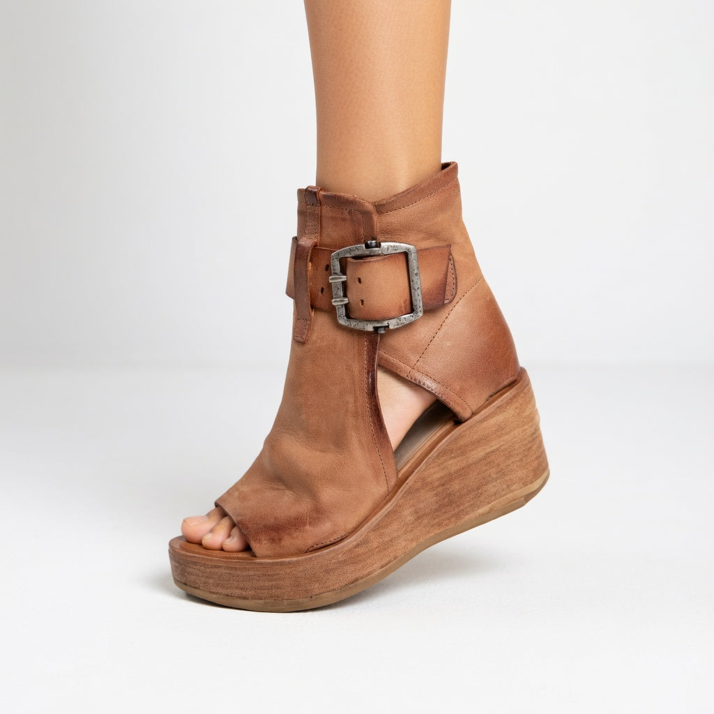 Botines de cuña con puntera abierta